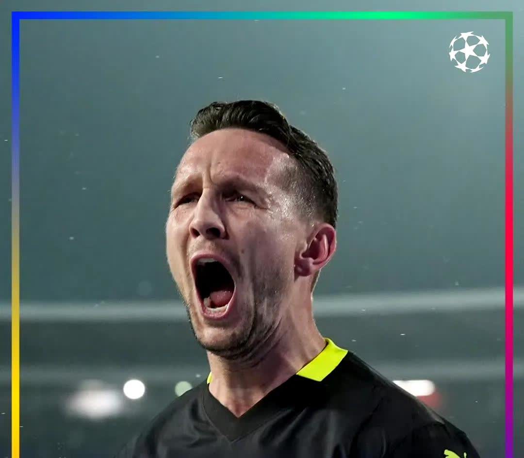 关于那不勒斯头球破门+点球绝杀，本菲卡遭遇联赛三连败的信息