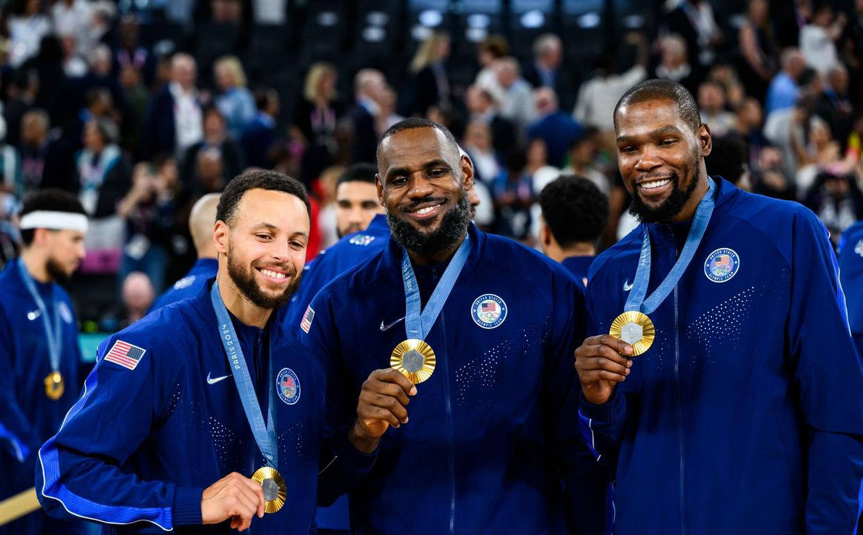 关于快船官方公布新规，全明星入选引发争议，冲击季后赛球迷热议！的信息