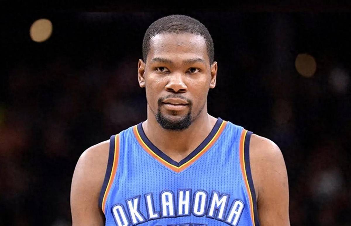 包含老鹰三巨头联手，76人得分突破，杜兰特冲击季后赛！的词条